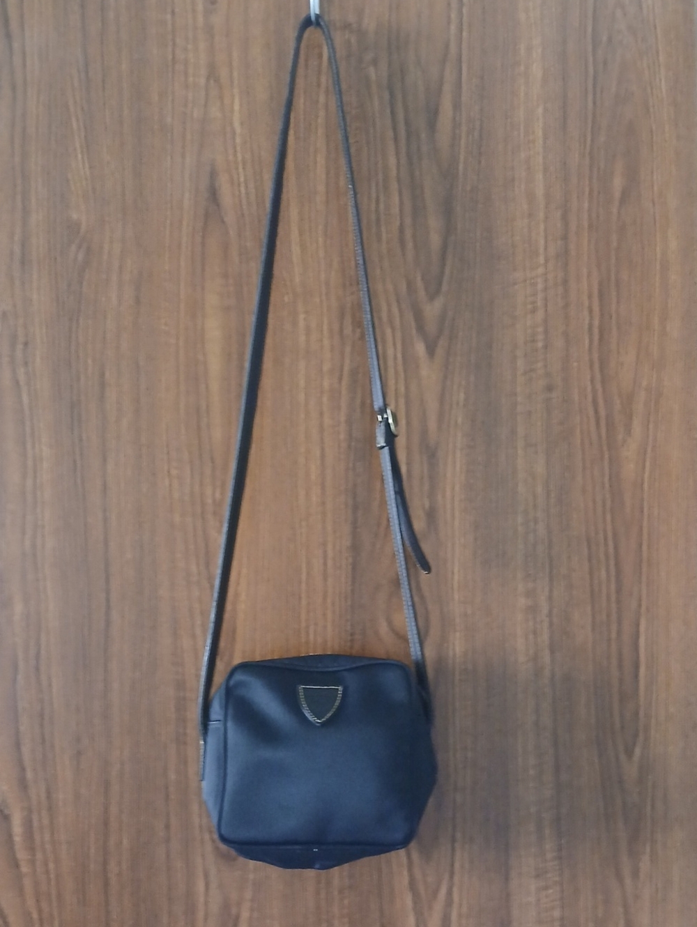 G.H. Bass & Co. Black Leather Crossbody Bag